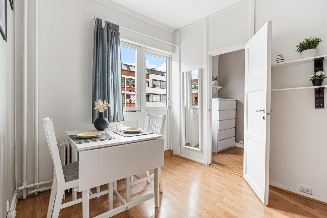 Small And Cheap - 6 Ppl - Super Central - Balcony Oslo Bagian luar foto