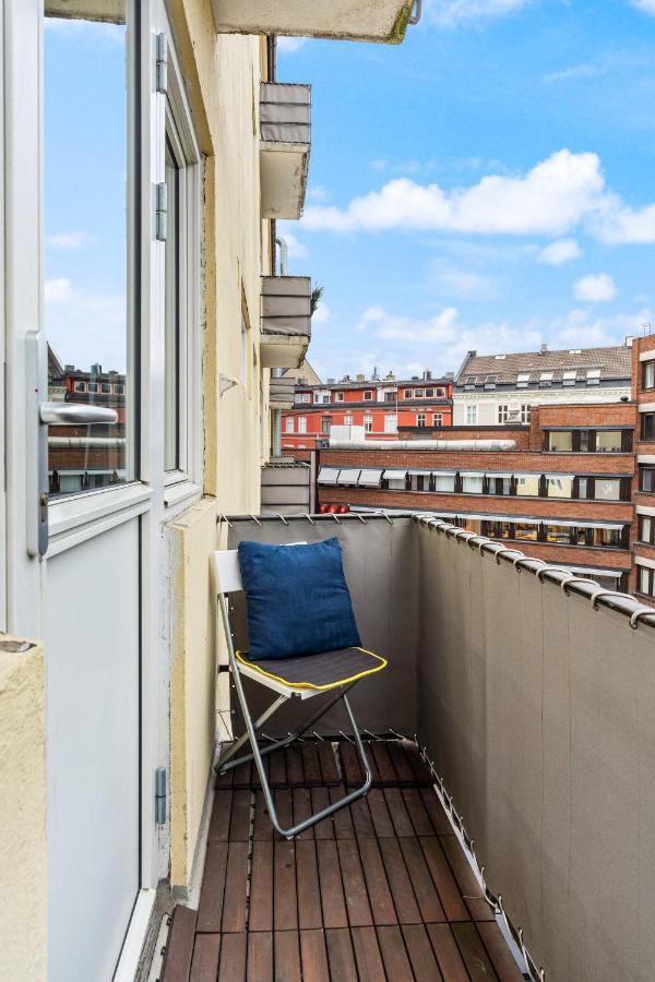 Small And Cheap - 6 Ppl - Super Central - Balcony Oslo Bagian luar foto