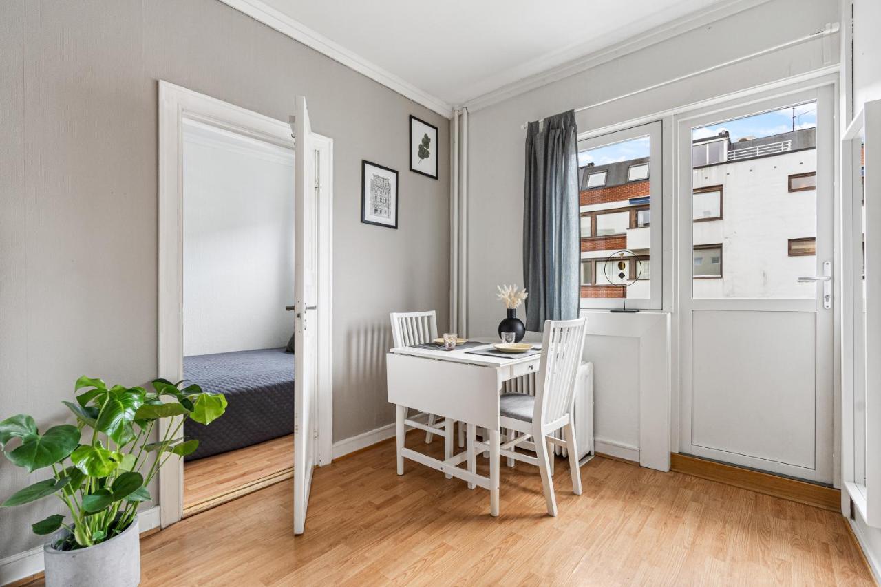 Small And Cheap - 6 Ppl - Super Central - Balcony Oslo Bagian luar foto