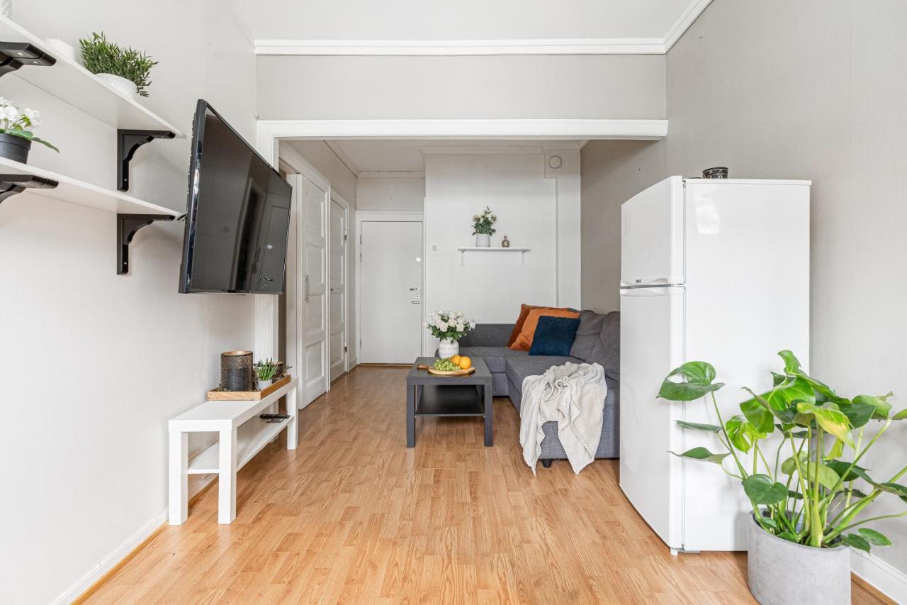 Small And Cheap - 6 Ppl - Super Central - Balcony Oslo Bagian luar foto