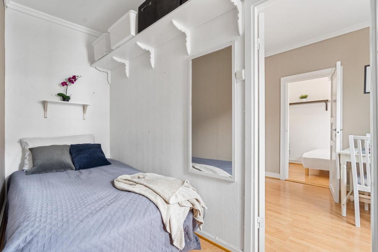 Small And Cheap - 6 Ppl - Super Central - Balcony Oslo Bagian luar foto