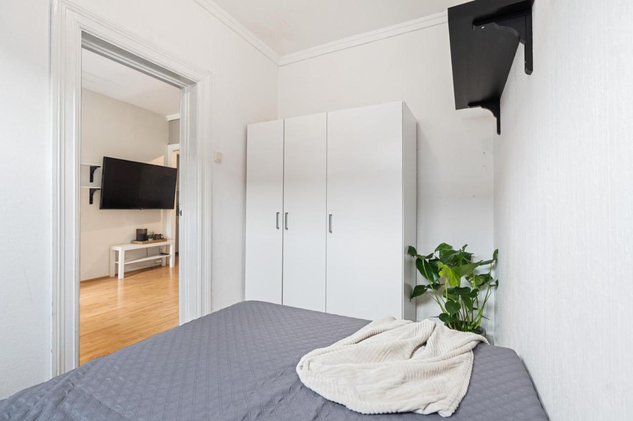 Small And Cheap - 6 Ppl - Super Central - Balcony Oslo Bagian luar foto