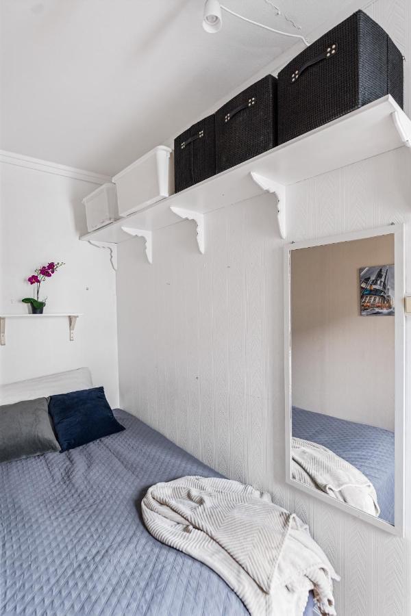 Small And Cheap - 6 Ppl - Super Central - Balcony Oslo Bagian luar foto